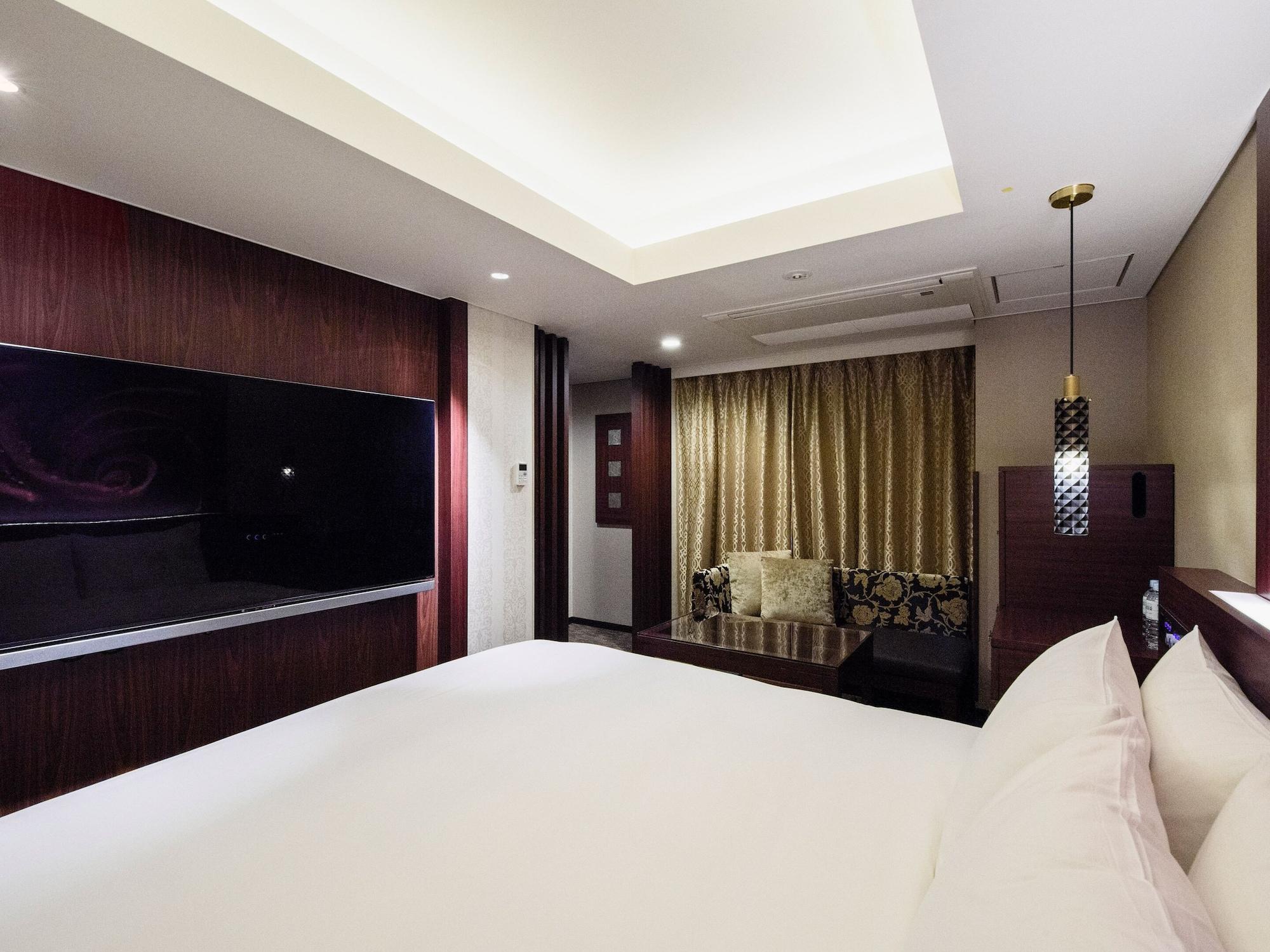 Meguroholic Hotel Токио Экстерьер фото